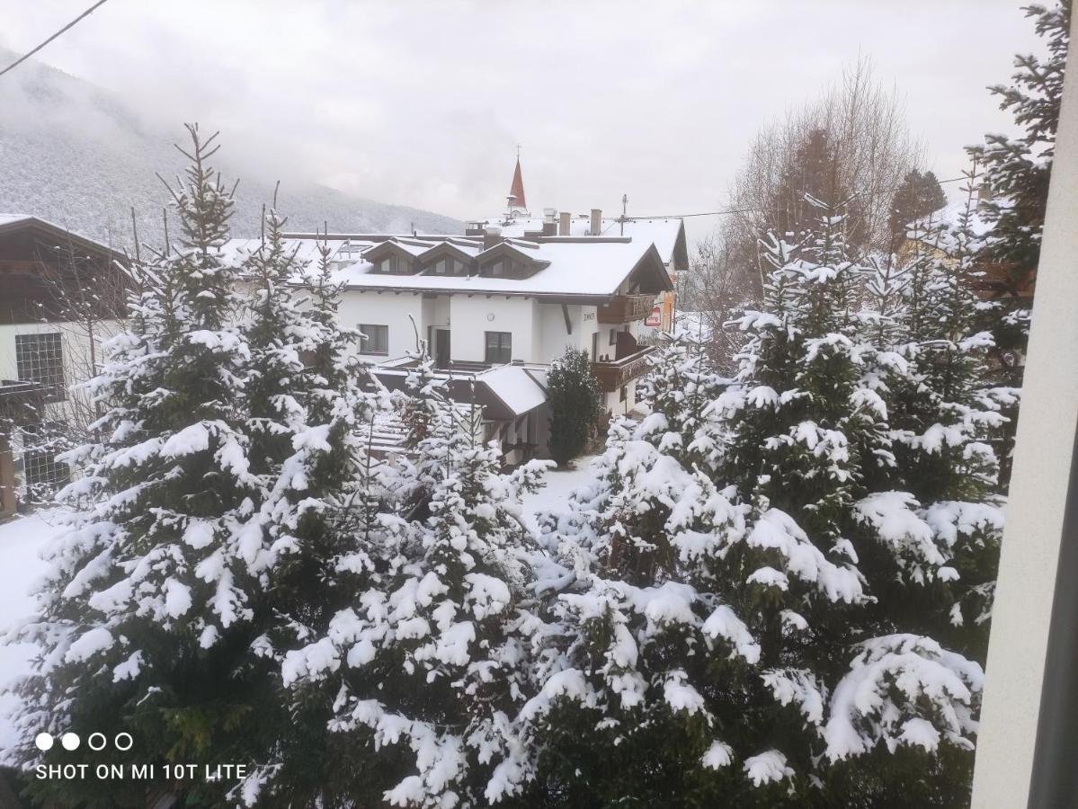 Groassehof Haus Gstrein Imsterberg ภายนอก รูปภาพ